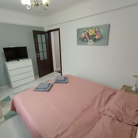 Boutique City Retreats Apartments Iasi Buitenkant foto