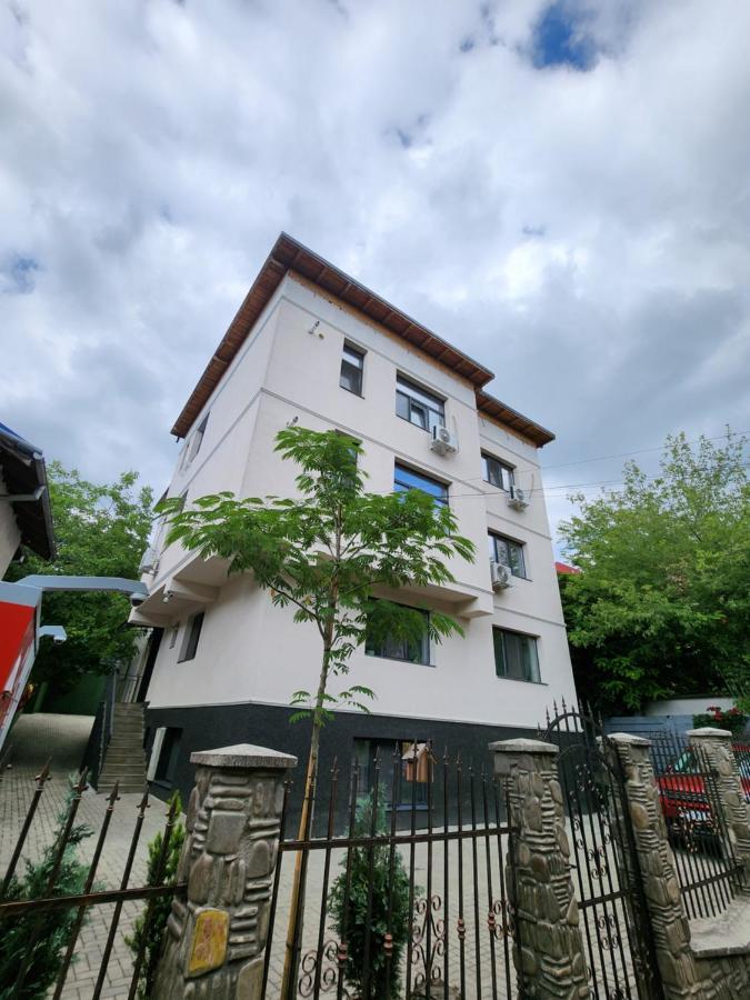 Boutique City Retreats Apartments Iasi Buitenkant foto