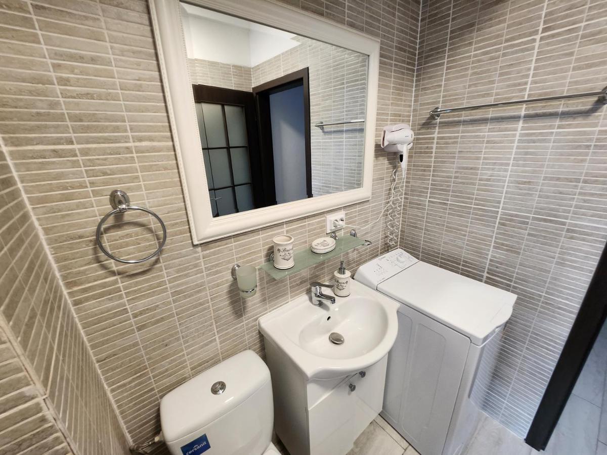Boutique City Retreats Apartments Iasi Buitenkant foto